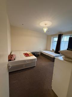 1 bedroom flat to rent, Ley Street, Ilford IG1