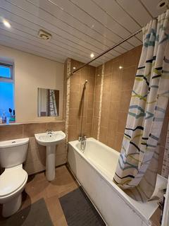 1 bedroom flat to rent, Ley Street, Ilford IG1