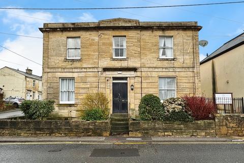 undefined, Black Swan Court, Trowbridge