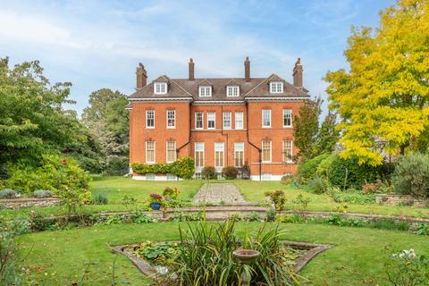 2 bedroom apartment for sale, Birdcage Walk, Newmarket CB8