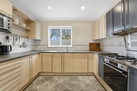 2 bedroom apartment for sale, Steadfast Road, Kingston Upon Thames KT1