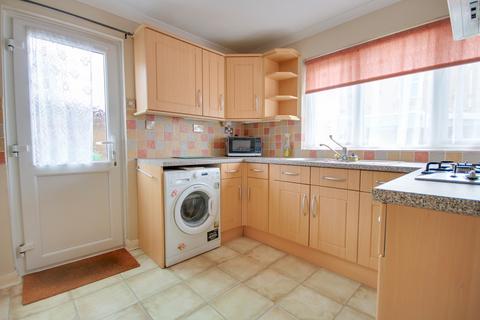undefined, HEDGE END! POPULAR TOWN LOCATION! NO FORWARD CHAIN!