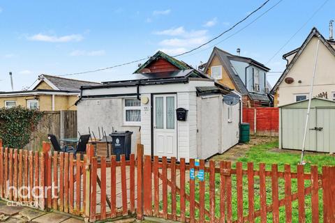 1 bedroom detached bungalow for sale, Fern Way, Clacton-On-Sea