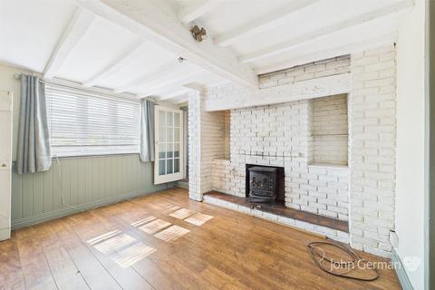 4 bedroom detached house for sale, Lichfield Road, Sandon