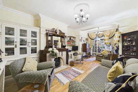 undefined, Nevinson Avenue, Sunnyhill