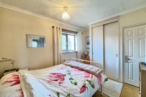 2 bedroom semi-detached house for sale, Goodwood Close, Titchfield Common