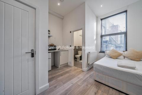 Studio to rent, Beaconsfield Terrace Road, London, W14