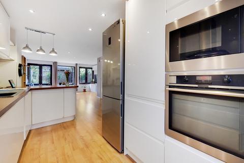 undefined, Maysoule Road, London, SW11
