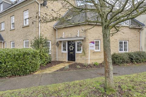 2 bedroom ground floor flat for sale, Drovers Avenue, Bury St Edmunds