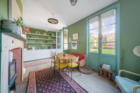 undefined, Priory Grove, London SW8