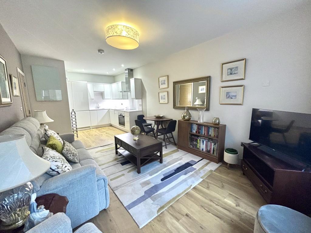 Living/Dining area