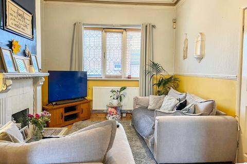 3 bedroom terraced house for sale, Grafton Street, Grimsby, N.E.Lincolnshire, DN32
