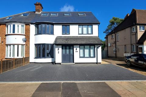 undefined, Lynton Road, London W3