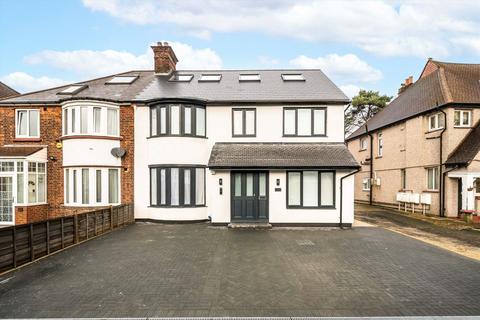 Lynton Road, London W3