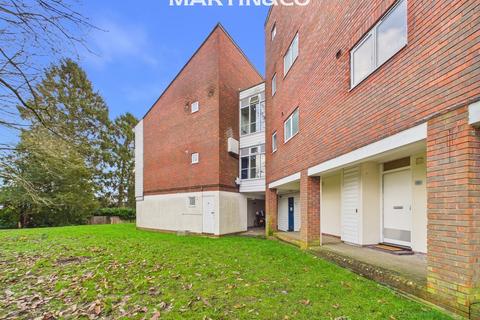 undefined, Mount Lane, Bracknell