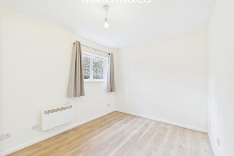 undefined, Mount Lane, Bracknell