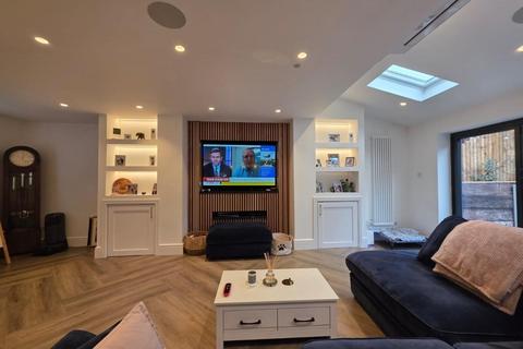 4 bedroom detached house for sale, Duston Wildes, Northampton NN5