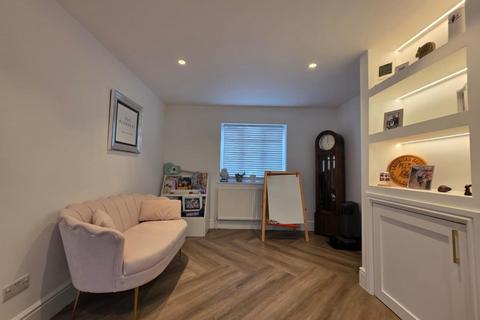 4 bedroom detached house for sale, Duston Wildes, Northampton NN5