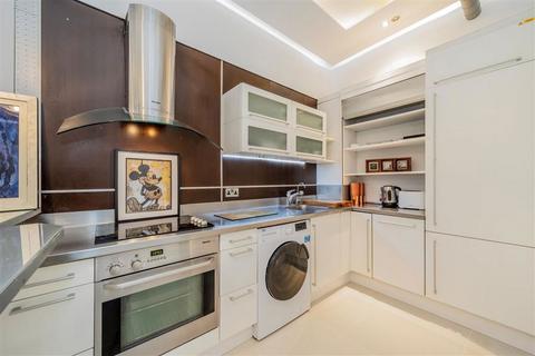 2 bedroom flat to rent, Courtfield Gardens, London SW5