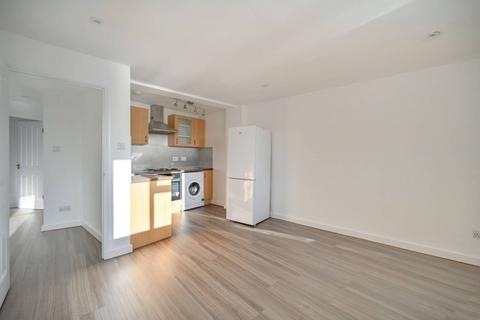 undefined, The Triangle, Kingston, Kingston upon Thames, KT1