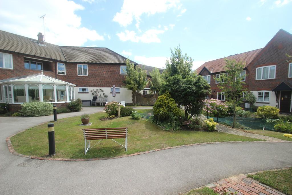 17 The Leas Communal View