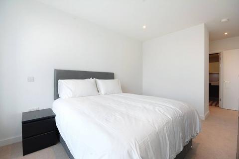 2 bedroom flat to rent, Deacon Street, Elephant and Castle, SE17