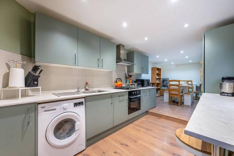 2 bedroom flat for sale, Acton Lane, Harlesden, London, NW10