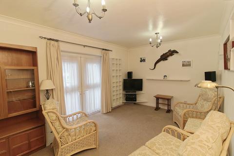 undefined, Flat 4 Kingswood Court