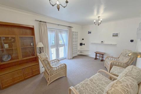 2 bedroom flat for sale, Long Street, Kingswood Court Long Street, LE18