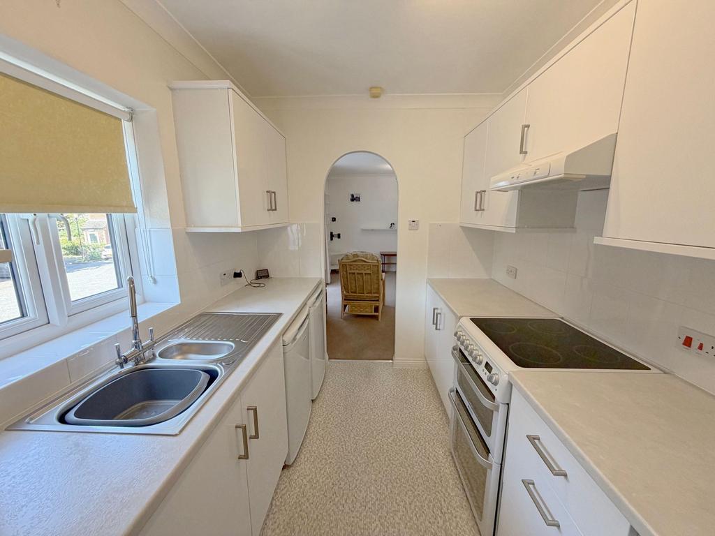 House in Oadby and Wigston, Leicestershire - View 5