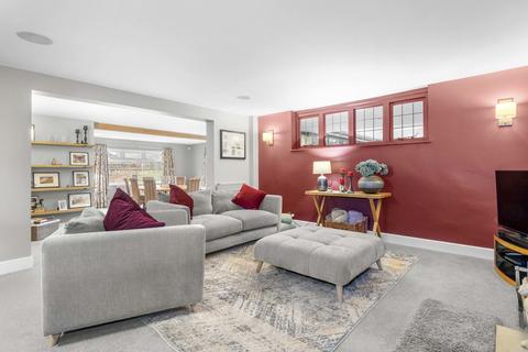 5 bedroom detached house for sale, Village Way, Little Chalfont