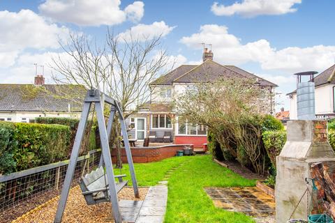 2 bedroom semi-detached house for sale, Rose Avenue, Rushden NN10