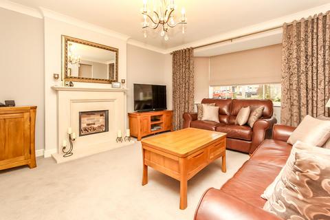 4 bedroom detached house for sale, Pershore Close, Wellingborough NN8
