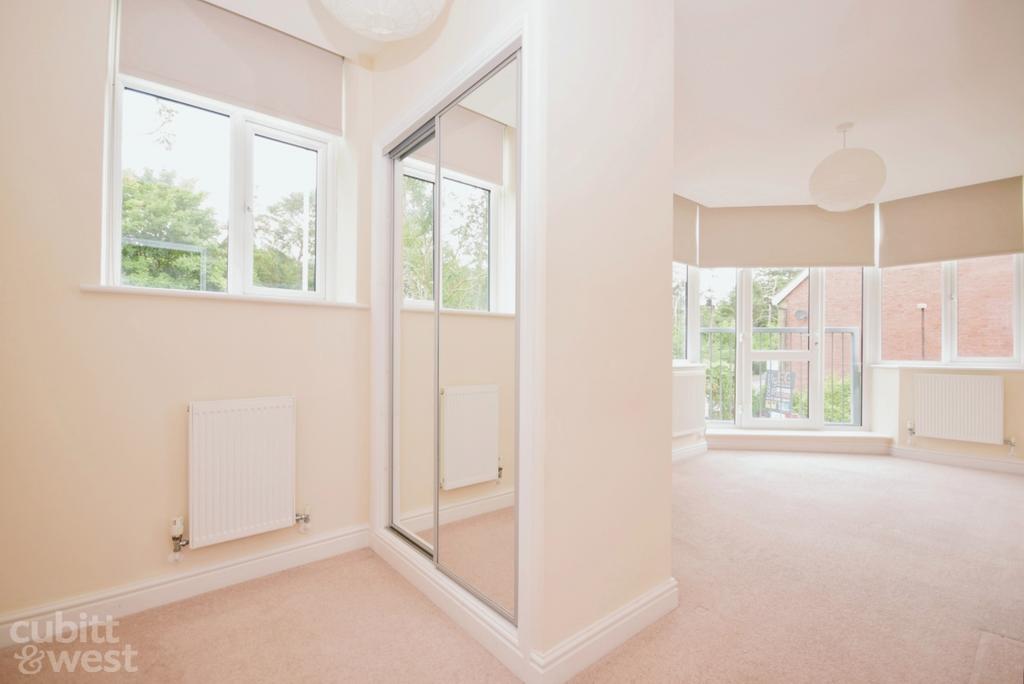 Bedroom 2 - Dress...