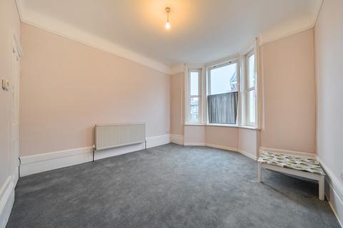 2 bedroom apartment for sale, Ashburton Road, Southsea