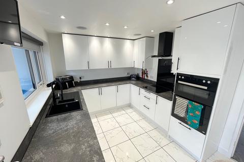 undefined, Gainsborough Drive , Bedworth