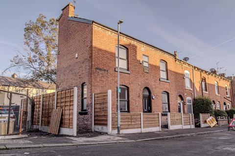 5 bedroom end of terrace house for sale, Hulton Street, Manchester