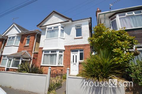 3 bedroom detached house for sale, Pine Road, Winton