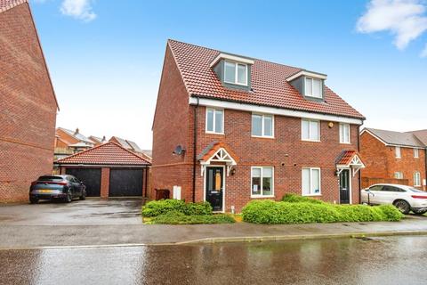 3 bedroom semi-detached house for sale, Harrison Way, Rownhams