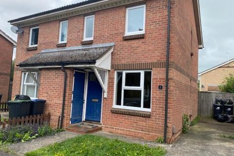 2 bedroom semi-detached house to rent, Aspen Close, Ely CB7