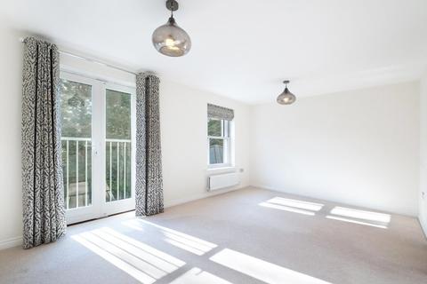 4 bedroom semi-detached house to rent, Highfield Road, Birmingham B15