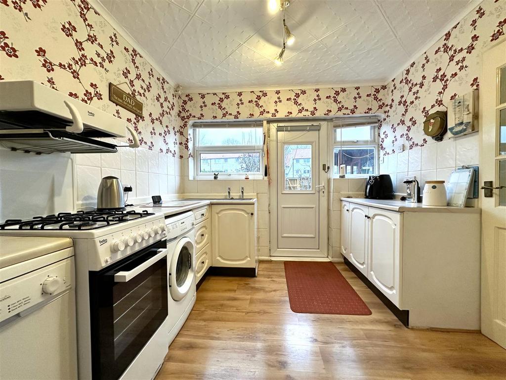 Kitchen 653