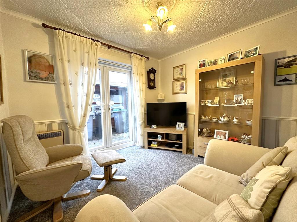 Dining Room With French Doors 678