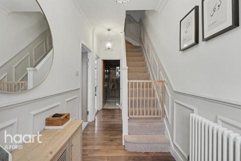 4 bedroom terraced house for sale, Gordon Road, Ilford