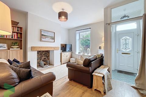 2 bedroom cottage for sale, Pleasant View, Hoddlesden, Darwen