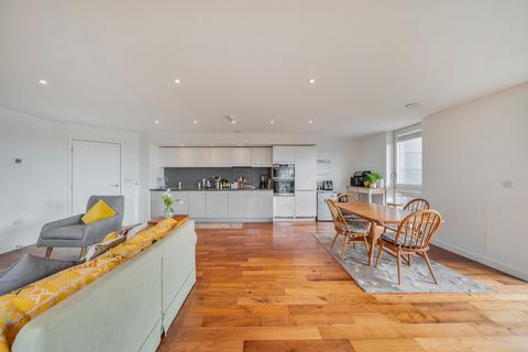 3 bedroom house for sale, Rose Court, Baltic Avenue, Brentford, Middlesex