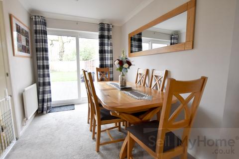 3 bedroom semi-detached house for sale, Kinross Way, Hinckley, Leicestershire