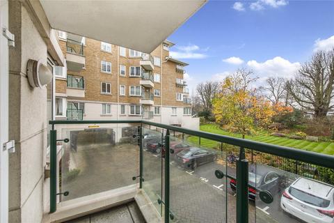 3 bedroom flat for sale, Birchgrove House, 4 Strand Drive, Richmond, Surrey