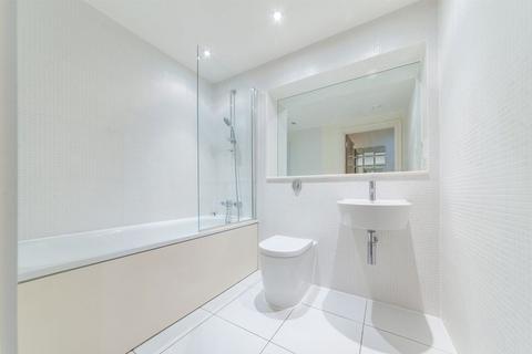 1 bedroom flat to rent, Lanterns Way, London E14