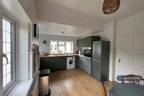 1 bedroom in a house share to rent, Davigdor Road, Hove, BN3